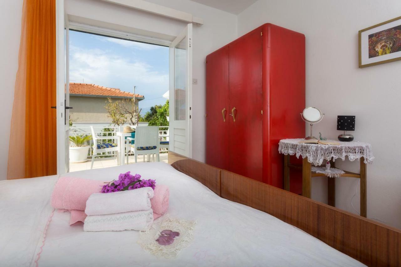 Villa Aras Wind Rose Supetar Exterior foto